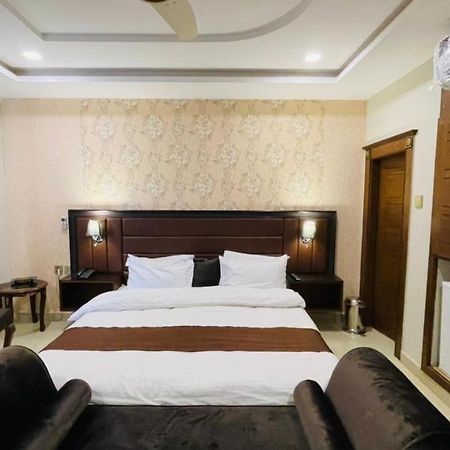 Golden Sand Hotel Rahim Yar Khan Εξωτερικό φωτογραφία