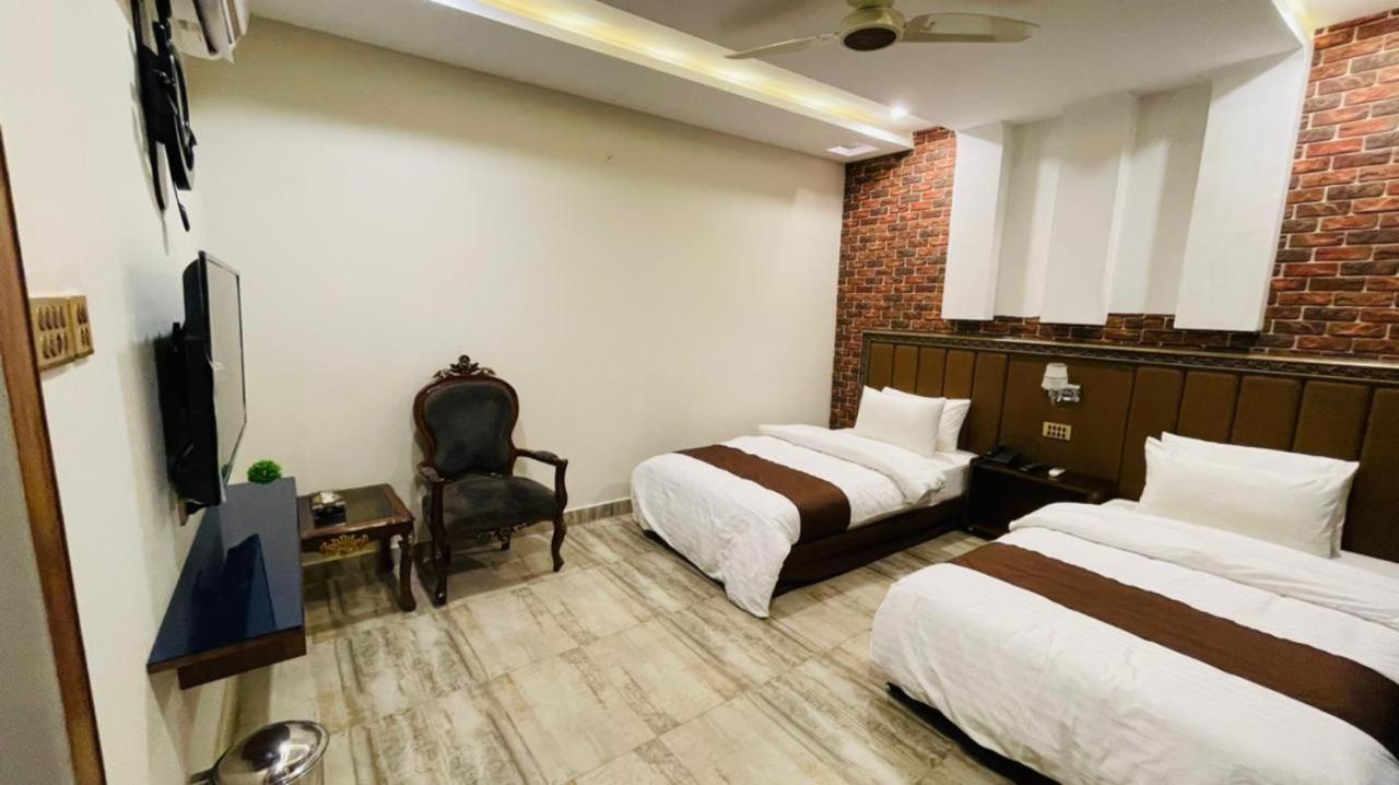Golden Sand Hotel Rahim Yar Khan Εξωτερικό φωτογραφία