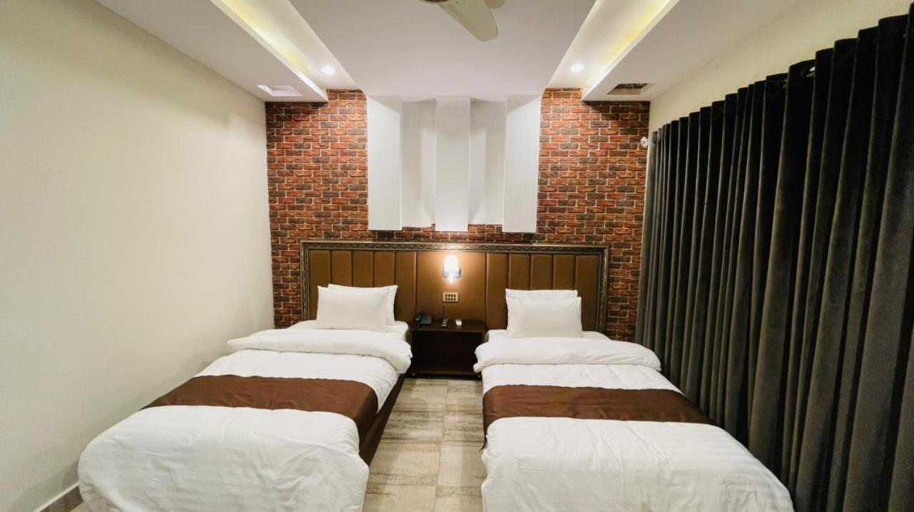 Golden Sand Hotel Rahim Yar Khan Εξωτερικό φωτογραφία