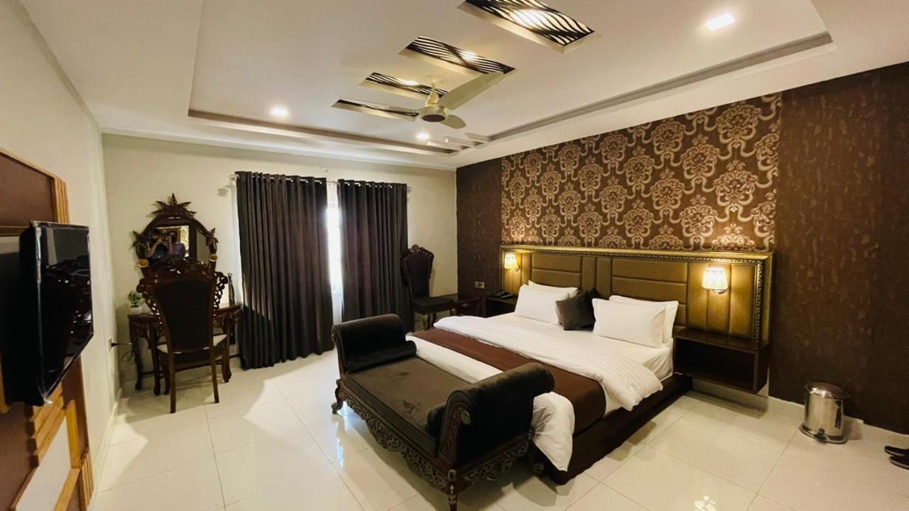 Golden Sand Hotel Rahim Yar Khan Εξωτερικό φωτογραφία