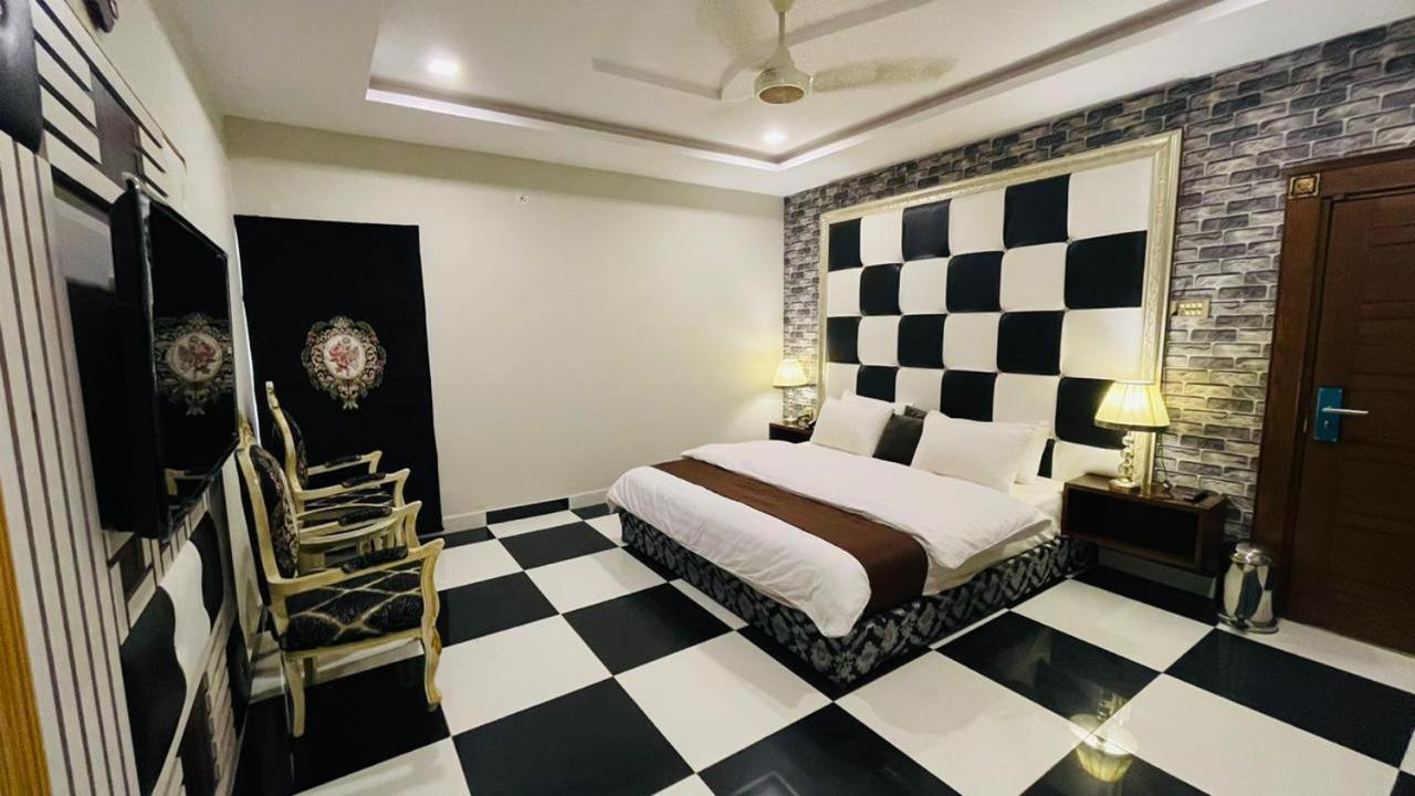 Golden Sand Hotel Rahim Yar Khan Εξωτερικό φωτογραφία